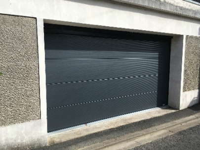 Installation porte de garage à Joué-les-Tours (37)